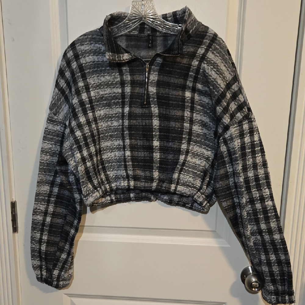 Zaful Charcoal Knit Crop Sweater